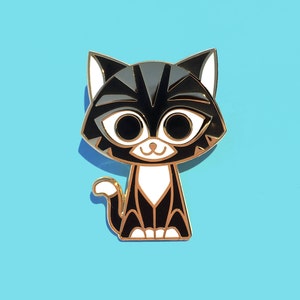 Black Cat Enamel Pin - Hard Enamel - Gold Plating