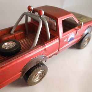 4x4Truck,1/24 Scale Model, Rusted Datsun ,Red Pickup Truck,OffRoad Truck,ScaleModelCar,HandmadeModel,JunkedPlastic,DatsunPickup,barnfind image 3