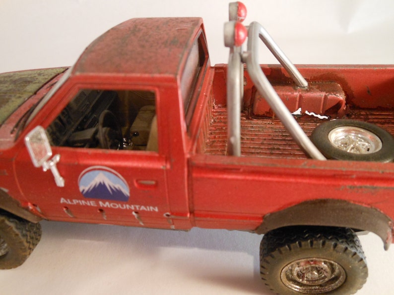 4x4Truck,1/24 Scale Model, Rusted Datsun ,Red Pickup Truck,OffRoad Truck,ScaleModelCar,HandmadeModel,JunkedPlastic,DatsunPickup,barnfind image 4