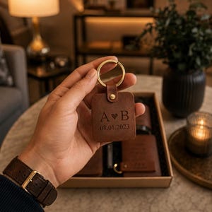 Porte-clés en cuir personnalisé gravé recto-verso cadeau cadeau d'anniversaire souvenir QR code