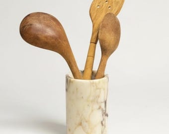 Lilac Marble Spoon Rest – Elegance & Order Combined