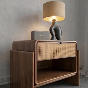 Mesita de noche de caña de nogal, mesa auxiliar de madera, mesa auxiliar de ratán, mesa auxiliar de estilo moderno de mediados de siglo, muebles de dormitorio Japandi