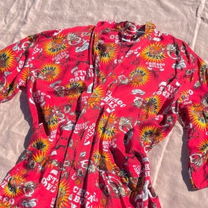 100% Silk Chicago Bulls Taz Robe | 1990's Basketball | Looney Tunes | NBA | One Size Fits Most