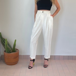 Vintage Raw Nubby Silk Pleated Pants | High Waisted Relaxed Trousers | Tapered Leg | Elastic Waist w. Double Button | Ivory | Size Small 24&quot;