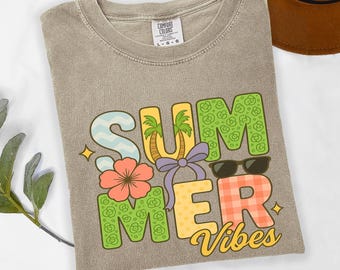 Camiseta Comfort Colors Graphic Tee Summer Mood, Camiseta con letras coloridas de playa, Top de vacaciones para mujer, Camiseta con temática de sol