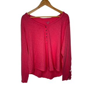 Vtg Y2K Mudd Honeysuckle Pink Henley Top 3X Crochet Arm Slub Cotton Boho Raw Hem