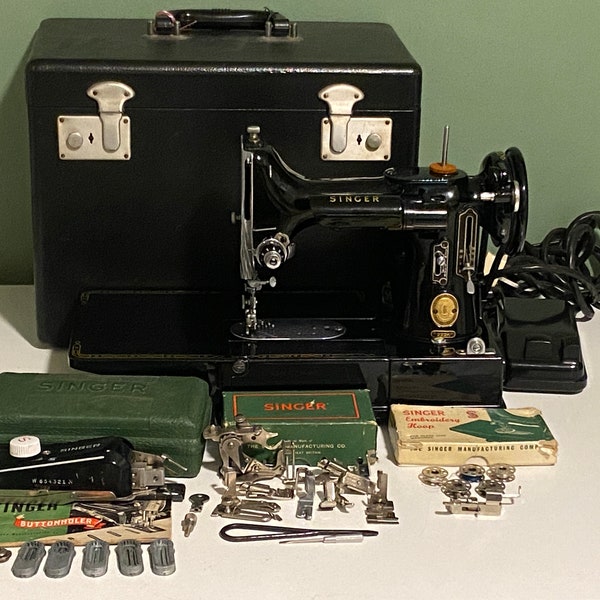 Exclusive for Michelle Singer 222K Featherweight Sewing Machine Serviced, Accessories, Extras