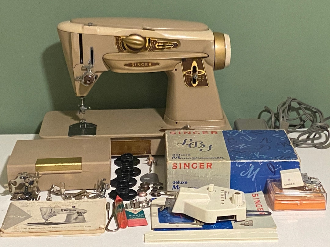 Industrial Strength Singer 500A Sewing Machine W Attachments