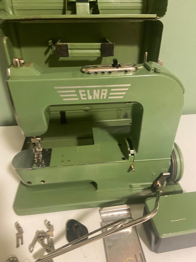 portable sewing machine case