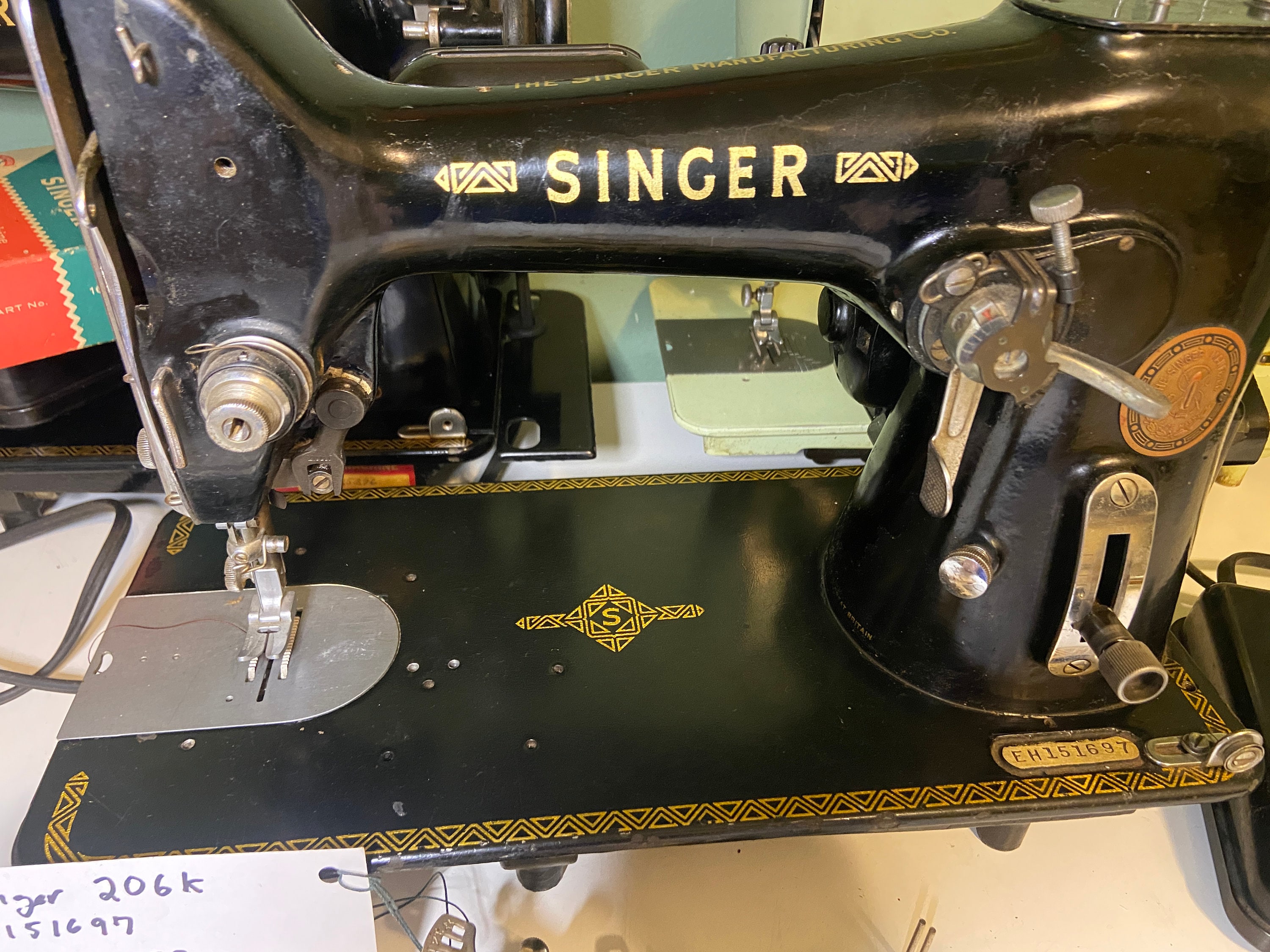 Gorgeous Singer 206K25 Sewing Machine 1952 Accessories Zigzag