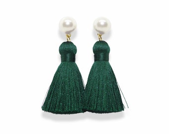 Green Tassel Earrings, Pearl Tassel Earrings, Jade Tassel Earrings, Green Tassels, Dark green earrings, pearl earring, spring earrings