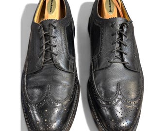 Vintage Florsheim Royal Imperial Black Pebble Grain Leather Wingtip Oxfords 9E