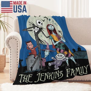 Personalized Nightmare Before Christmas Flannel Blanket, Custom Family Name Jack & Sally Throw, Movie Fan Gift, Cozy Holiday Home Decor bild 3