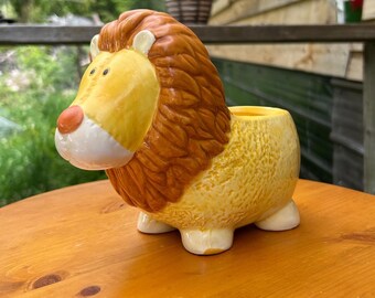 Vintage GCI Leeuwenplanter Keramische Dierenpot Kwekerij Decor Kitsch Retro Cottageco