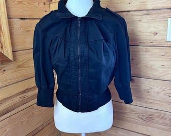 Majora zwart cropped jack met pofmouwen, rits XL Vintage Y2K Retro McBling