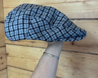 Wollen hooligan platte pet heren grote grijze geruite drukknoop krantenverkoper hoed Brixton