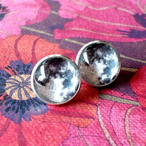 Full Moon Black and White Stud Earring,Planet,Elegant gift for her image 1