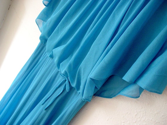 Vintage 70's Ocean Blue Flowing Knit Maxi Dress - image 3