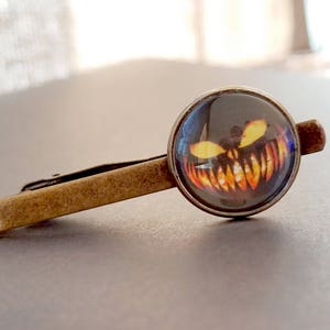 20% OFF -- 18 mm Vintage Style halloween pumpkin head smile  Tie clip ,Vintage look,Mens Accessories,Perfect Gift Idea