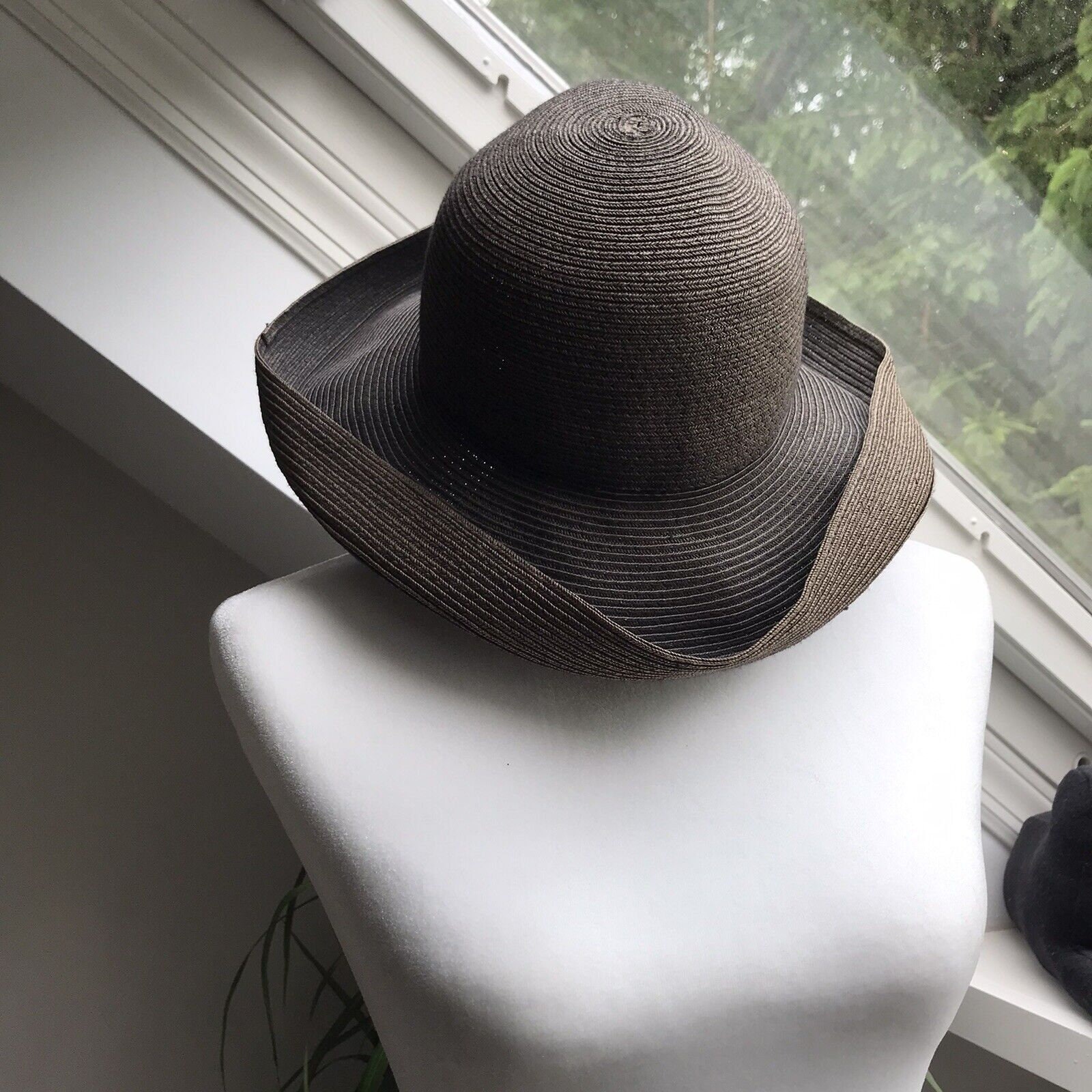 Vintage Eric Javits Hat Foldable Wide Brim Sunhat Woven 