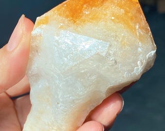 Natural Raw Citrine Crystal Point, 192g Golden Citrine Quartz Tower, Natural Crystal Mineral Specimen, Home Altar Healing Energy Decor Gift