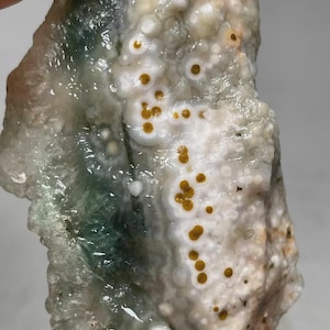 Diaspro oceanico raro, pietra sferica bianco-verde, cristallo grezzo da collezione