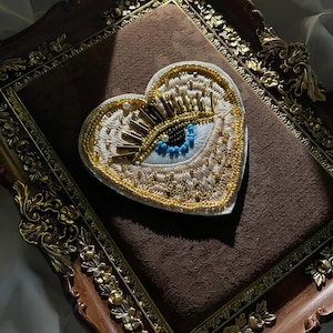 Handgemaakte gouden heilig hart patch - beschermende bedelapplicatie met kralen