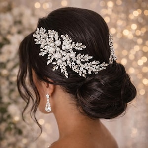 Handgefertigter Haarkamm aus Gold und Perlen, Kristall-Haarschmuck für die Braut, elegantes Haaraccessoire für die Hochzeit