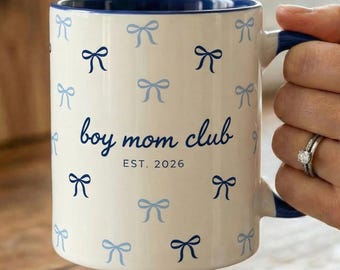 Jungen Mom Club Becher, kundenspezifische blaue Pastellkaffeetasse, kokette Muttertag Akzentbecher, personalisiertes Geschenk für Mutter Mama