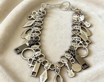 Collier ras de cou punk rock avec breloques zippées, guitare et collier tendance, bijoux avant-gardistes en métal argenté