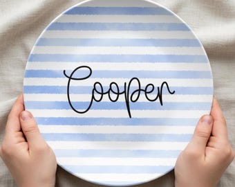 Plato llano personalizado con rayas de acuarela, plato infantil verde con nombre personalizado para niñas, plato azul brillante con nombre para niños, regalo de cumpleaños para ella.