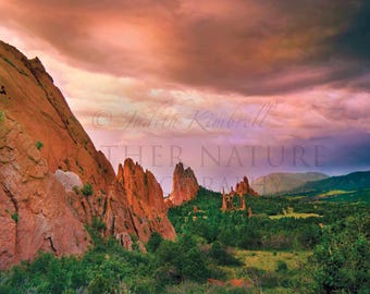 Storm Clouds over the West Face of Garden of the Gods in Colorado Springs, Colorado 2060