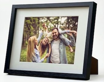 Wooden iPad Frame Kit, Digital Photo Display, Smart Home Decor