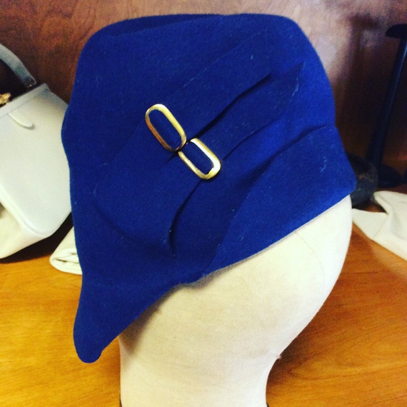 1920s/30s Blue Belle hat