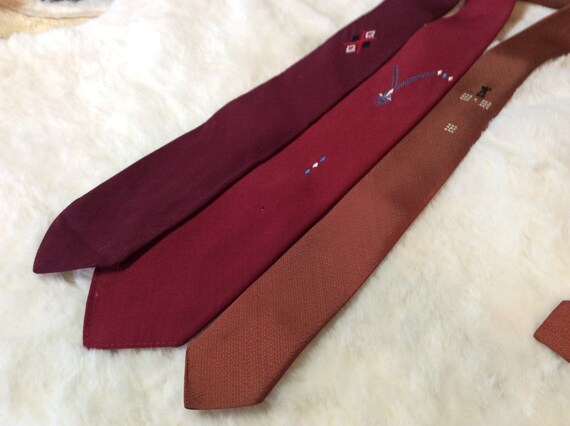 DAPPER DANDY! lot of THREE vintage ties