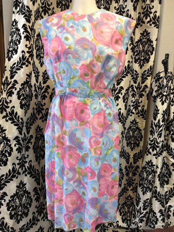 50's Form Fitting Floral Sundress