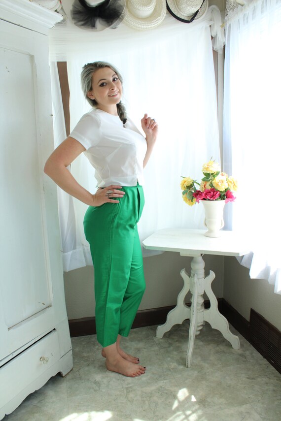 Bright Green High Waisted 1960's Capris