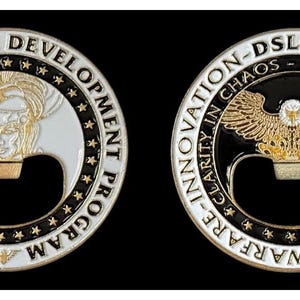 Utmaningsmynt för flasköppnare i försvarsprogrammet för seniorledare - 4B