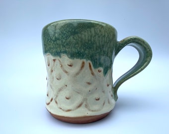 Swag dot creamy ivory and green mug