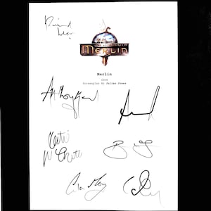 Guión de Merlín – Libro de tapa blanda – Guión de serie de televisión de fantasía
