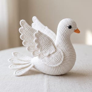 Crochet Peace Dove Applique Pattern – Easy Beginner PDF for Ornaments, Keychains & Patches
