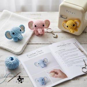 Aplique de elefante bebé a crochet – Mini diseño (patrón PDF)