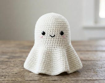Amigurumi Kawaii Ghost Pattern No Sew | Easy Crochet Ghost Keychain | Beginner Halloween Plush PDF