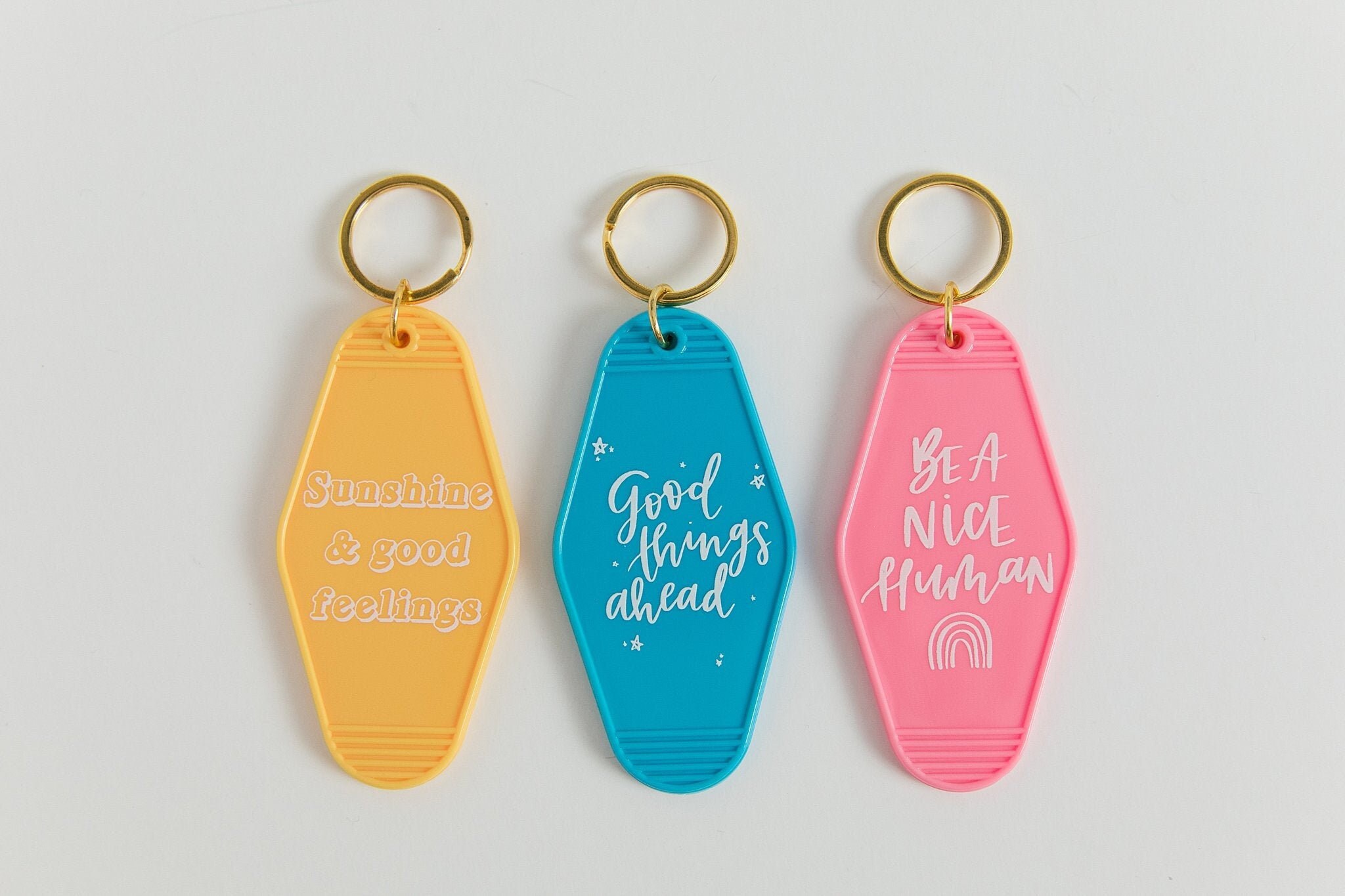Vintage Motel Key Chain Hotel Key Ring Tag Classic Various Color Key Buckle Gift