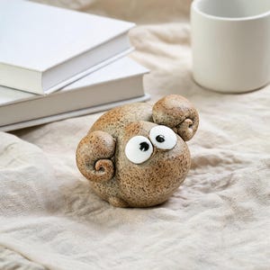 Handgemaakt keramisch rammetje als theedier, schattig schaapje van aardewerk, speelse gongfu thee-accessoires, uniek bureaudecoratiecadeau voor theeliefhebbers
