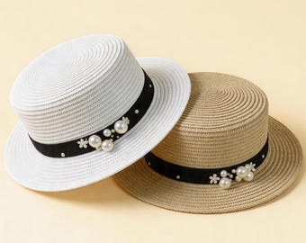 Sombrero de paja hecho a mano con perlas, estilo canotier Audrey, sombrero de playa de verano con decoración floral, sombrero de mujer de ala ancha con protección UV para exteriores.