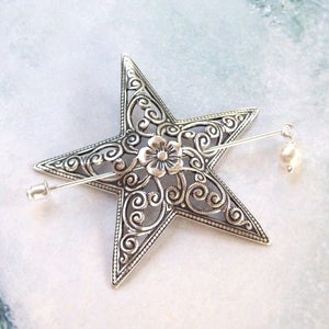 Silver Star Shawl Pin, Filigree Scarf Pin, Silver Star Sweater Pin, crystal pearl, flower, filigree, floral, lapel pin, scarf pin