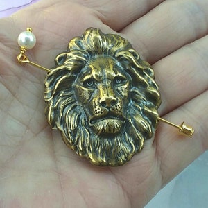 Gold Lion Shawl Pin, Lion Scarf Pin, Gold Shawl Pin, Lion pin, lion head, oxidized, stick pin, brass, big cat, animal, africa,  fall