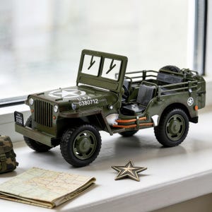 Handgjord Willys militär Jeep-modell i skala 1:16 (10) - samlarutgåva i metallreplika