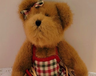 Vintage Boyds Bear Plush Teddie Bear", New-Old Stock 1988-2004 Boyds Collection with Tags "Truly Scrumptious"
